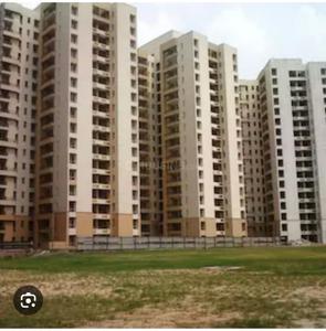 Image of 940 Sq.ft 2 BHK Apartment / Flat for sale in Jaypee Kosmos, Sector 134, Noida for Rs. 7500000