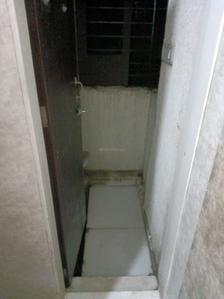 Bathroom Image of 650 Sq.ft 1 BHK Apartment / Flat for rent in Vishesh Balaji Symphony, Shilottar Raichur Navi Mumbai for Rs. 17500