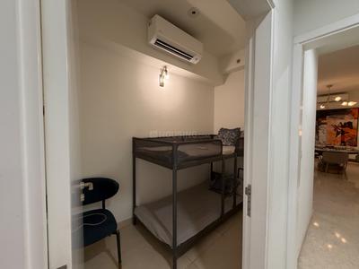 Bedroom Image of 2300 Sq.ft 3.5 BHK Apartment / Flat for rent in DLF One Midtown, Karampura New Delhi for Rs. 95000