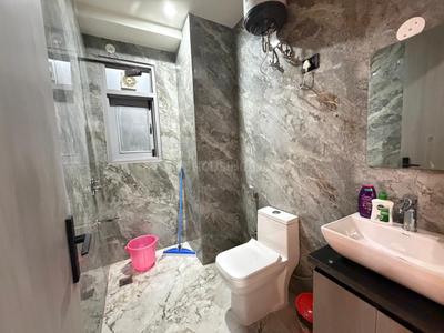 Bathroom Image of 1250 Sq.ft 1 BHK Apartment / Flat for rent in Ramkrishna Apartments, Mansarovar Jaipur for Rs. 9000