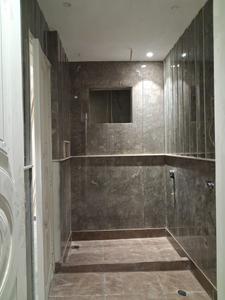 Common Bathroom Image of 2700 Sq.ft 4 BHK Builder Floor for sale in Paschim Vihar New Delhi for Rs. 62500000