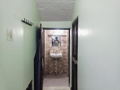 Bathroom Image of 1500 Sq.ft 3.5 BHK Builder Floor for rent in Murlipura Jaipur for Rs. 15000