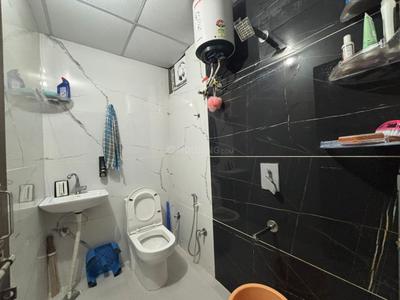 Bathroom Image of 900 Sq.ft 3 BHK Apartment / Flat for sale in Shree Shyam Residancy, Lalarpura Jaipur for Rs. 5800000