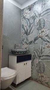 Image of 950 Sq.ft 2 BHK Apartment / Flat for rent in Indirapuram, Ghaziabad for Rs. 23000
