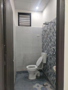 Common Bathroom Image of 750 Sq.ft 2 BHK Apartment / Flat for sale in CI Golf City, Kambakshpur Noida for Rs. 3085000