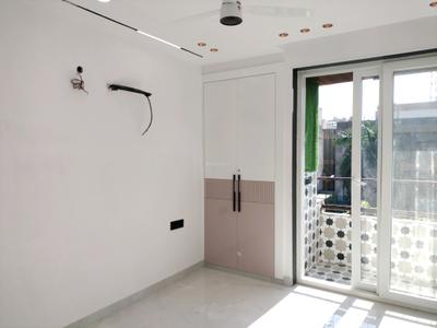 Bedroom Image of 1600 Sq.ft 3 BHK Apartment / Flat for sale in Vrindavan Apartment, Sector 6 Dwarka New Delhi for Rs. 28500000