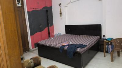 Bedroom Image of 2000 Sq.ft 3 BHK Builder Floor for rent in Sector 41 Noida for Rs. 43000