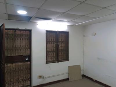 Bedroom Image of 1500 Sq.ft 3 BHK Builder Floor for sale in Janakpuri New Delhi for Rs. 35000000
