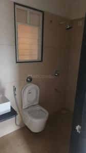 Bathroom Image of 800 Sq.ft 2 BHK Apartment / Flat for rent in Shree Nivasa Elevia Phase I, Mundhwa Pune for Rs. 36000