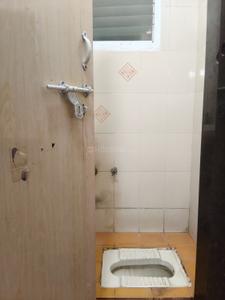 Bathroom Image of 1100 Sq.ft 2 BHK Apartment / Flat for rent in Naranpura Ahmedabad for Rs. 22000