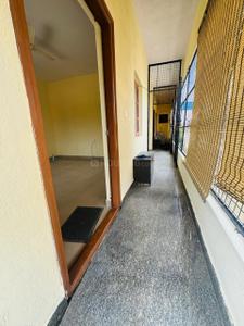 Balcony Image of 600 Sq.ft 1 BHK Builder Floor for rent in Jeevan Bima Nagar Bengaluru for Rs. 27000