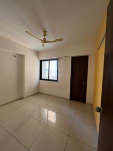 Bedroom Image of 1600 Sq.ft 3 BHK Apartment / Flat for rent in Avirat Silver Brook, Shilaj Ahmedabad for Rs. 23500