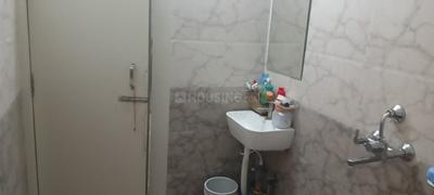 Bathroom Image of 1200 Sq.ft 2 BHK Independent House for rent in Samlong Ranchi for Rs. 15000