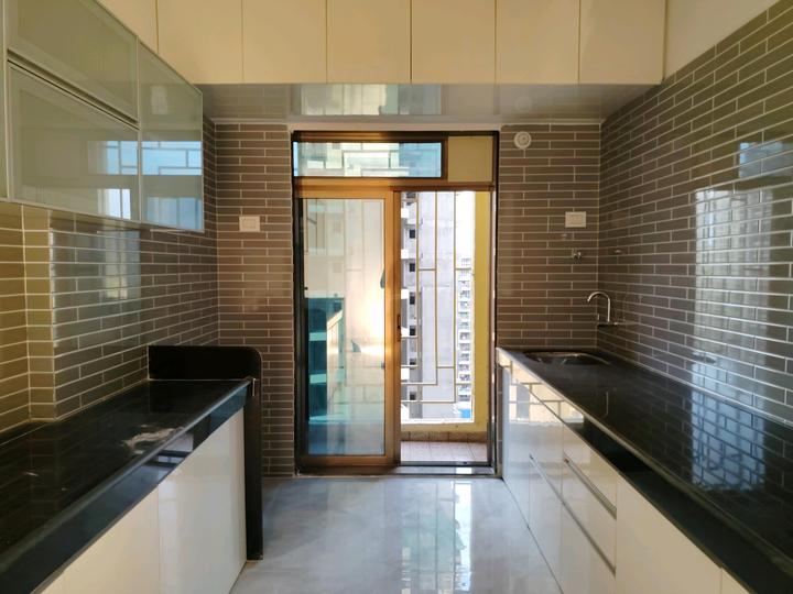 Imperial Splendora Main Image 1