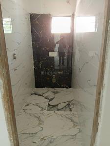 Bathroom Image of 1100 Sq.ft 3 BHK Apartment / Flat for sale in Dhakuria Kolkata for Rs. 6000000