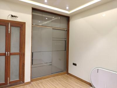 Bedroom Image of 1100 Sq.ft 3 BHK Builder Floor for sale in DDA Residential Flats, Sector 8 Dwarka New Delhi for Rs. 19000000