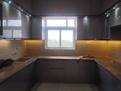Kitchen Image of 1630 Sq.ft 3 BHK Apartment / Flat for sale in Vrindavan Yojana Lucknow for Rs. 10106000