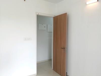 Bedroom Image of 1100 Sq.ft 3 BHK Apartment / Flat for rent in Godrej Emerald, Kasarvadavali Thane for Rs. 45000