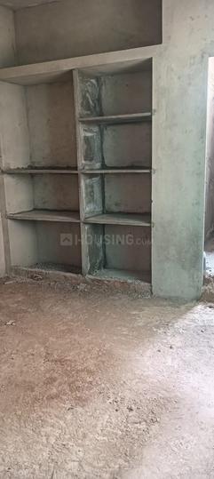 SR AVENUE Main Image 1