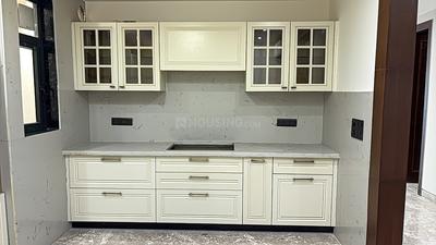 Kitchen Image of 2700 Sq.ft 4 BHK Independent House for sale in DLF Phase 2 Gurgaon for Rs. 52500000