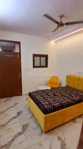Bedroom Image of 650 Sq.ft 1 BHK Apartment / Flat for rent in Munirka New Delhi for Rs. 15000
