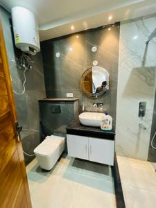 Image of 5000 Sq.ft 4 BHK Independent House for rent in DLF Phase 3, Gurgaon for Rs. 90000
