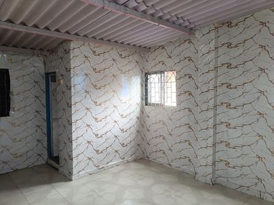Living Room Image of 450 Sq.ft 2 BHK Apartment / Flat for sale in Trombay Mumbai for Rs. 4100000