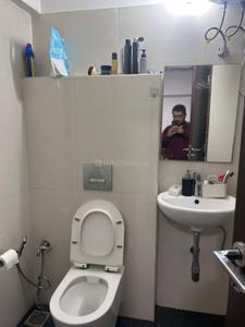 Bathroom Image of 1240 Sq.ft 2 BHK Apartment / Flat for rent in Ruparel Orion, Chembur Mumbai for Rs. 64000