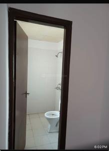 Bathroom Image of 2250 Sq.ft 3 BHK Builder Floor for rent in BPTP Park Elite Floors, Sector 85 Faridabad for Rs. 25000