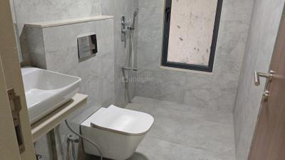 Image of 1300 Sq.ft 3 BHK Apartment / Flat for sale in Vile Parle East, Mumbai for Rs. 44000000