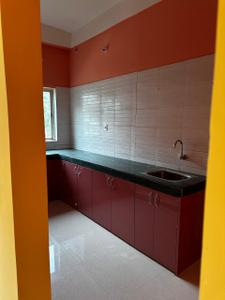 Kitchen Image of 850 Sq.ft 2 BHK Apartment / Flat for rent in Borbari Guwahati for Rs. 16000