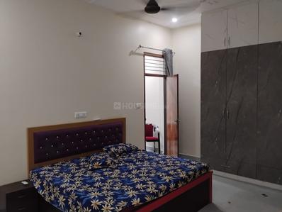 Bedroom Image of 1800 Sq.ft 2 BHK Builder Floor for rent in Indira Nagar Lucknow for Rs. 25500
