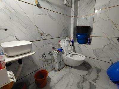 Bathroom Image of 1355 Sq.ft 3 BHK Independent House for sale in Khokhra Ahmedabad for Rs. 25000000