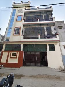 Image of 700 Sq.ft 1.5 BHK Apartment / Flat for rent in Ashapur Village, Ayodhya for Rs. 6500