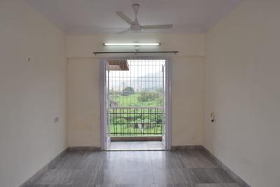 Hall Image of 813 Sq.ft 2 BHK Apartment / Flat for sale in Dombivli East Thane for Rs. 7000000
