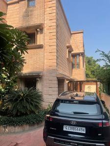 Image of 3402 Sq.ft 4 BHK Villa for sale in Satellite, Ahmedabad for Rs. 75000000