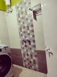 Bathroom Image of 800 Sq.ft 2 BHK Apartment / Flat for rent in Unique Greens Building A C And D, Thane West Thane for Rs. 22000