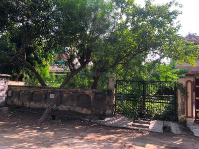 Image of 500 Sq.ft Residential Plot / Land for sale in Chi IV, Greater Noida for Rs. 63000000