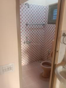 Bathroom Image of 1000 Sq.ft 2 BHK Builder Floor for rent in Jayanagar Bengaluru for Rs. 32000