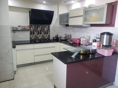 Kitchen Image of 2150 Sq.ft 4 BHK Apartment / Flat for rent in Peer Muchalla Zirakpur for Rs. 45000