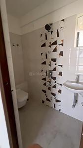 Bathroom Image of 1002 Sq.ft 2 BHK Apartment / Flat for rent in Garden Homes Atharva Nagari VII, Pipla Nagpur for Rs. 14000
