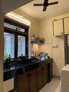 Kitchen Image of 550 Sq.ft 1 BHK Apartment / Flat for rent in Juhu Mumbai for Rs. 90005