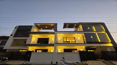 Image of 3500 Sq.ft 4 BHK Independent House for sale in Beta II, Greater Noida for Rs. 50000000