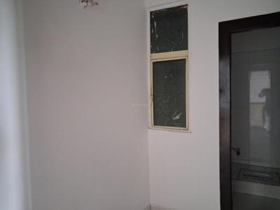 Bedroom Image of 2474 Sq.ft 4 BHK Apartment / Flat for sale in Amrapali Platinum, Sector 119 Noida for Rs. 21500000