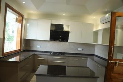 Kitchen Image of 6000 Sq.ft 6 BHK Builder Floor for sale in Unitech Residency Greens, Sector 46 Gurgaon for Rs. 110000000