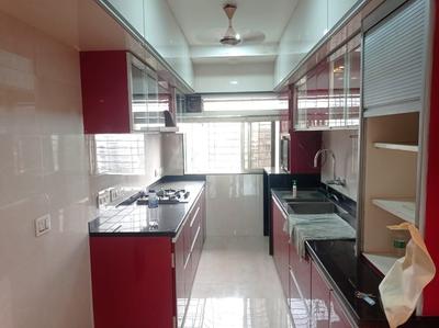 Kitchen Image of 2000 Sq.ft 4 BHK Apartment / Flat for sale in Silver Springs apartments, Bandra West Mumbai for Rs. 72500000