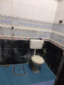 Bathroom Image of 1500 Sq.ft 2 BHK Villa for rent in Karamchary Nagar Bareilly for Rs. 10000