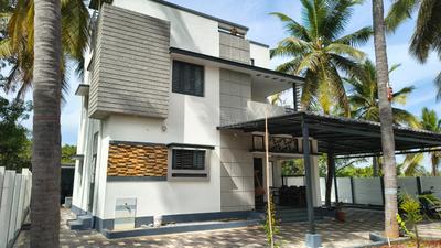 Image of 2000 Sq.ft 3 BHK Farm House for sale in Malavalli, Mandya for Rs. 22500000