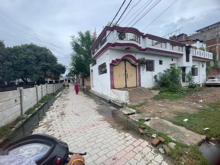 Manak Nagar Main Image 1