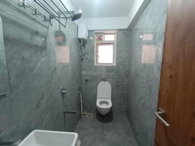 Image of 710 Sq.ft 2 BHK Apartment / Flat for rent in Alok Apartment, Vile Parle East, Mumbai for Rs. 80000